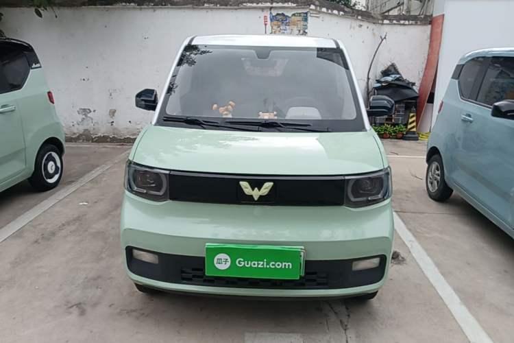 Used Wuling Hongguang MINIEV 2021 Macaron Fashion Model Lithium Iron Phosphate Front