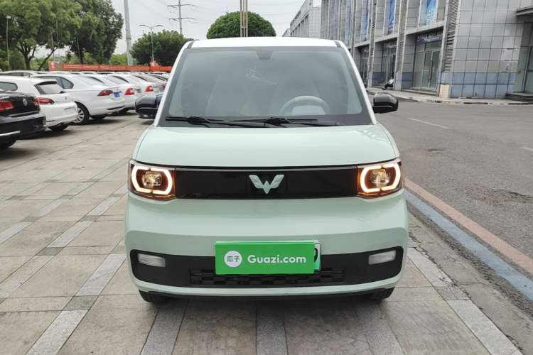 Used Wuling Hongguang MINIEV 2021 Macaron Sandwich Model 120 km Lithium NMC Front