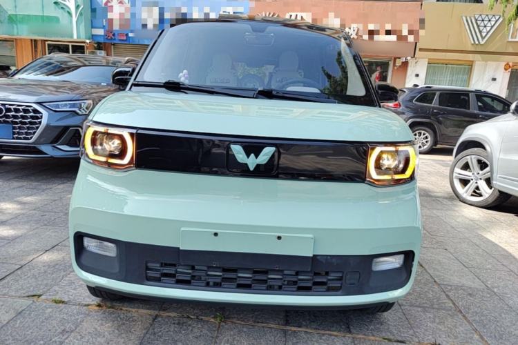 Used Wuling Hongguang MINIEV 2021 Macaron Fashion Model Lithium Iron Phosphate Front