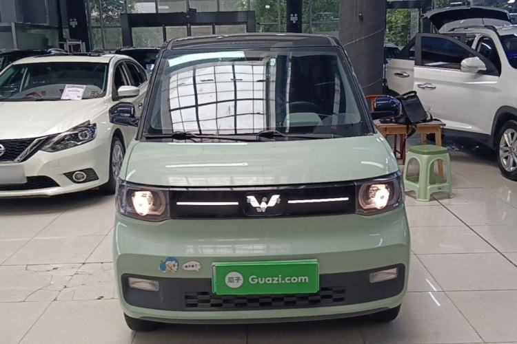Used Wuling Hongguang MINIEV 2021 Macaron Fashion Model Lithium Iron Phosphate Front
