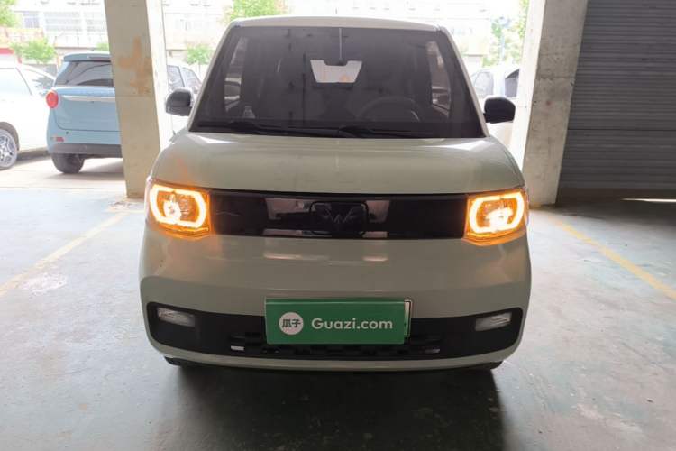 Used Wuling Hongguang MINIEV 2021 Macaron Fashion Model Lithium Iron Phosphate Front