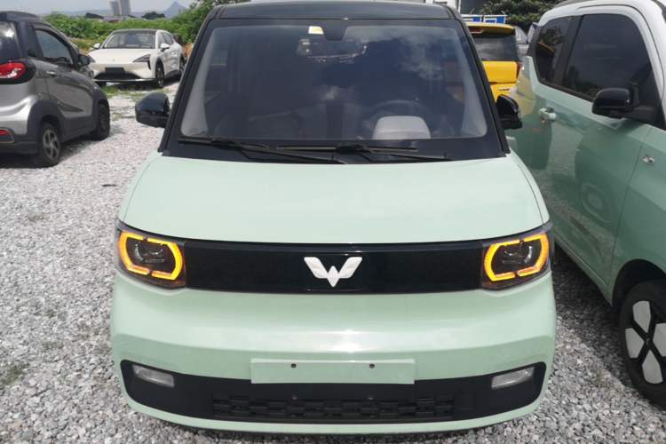 Used Wuling Hongguang MINIEV 2021 Macaron Premium Model – Lithium Iron Phosphate Front