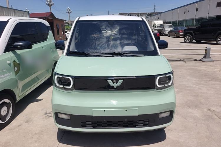 Used Wuling Hongguang MINIEV 2021 Macaron Fashion Model Lithium Iron Phosphate Front
