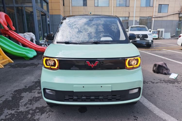 Used Wuling Hongguang MINIEV 2021 Macaron Fashion Model Lithium Iron Phosphate Front