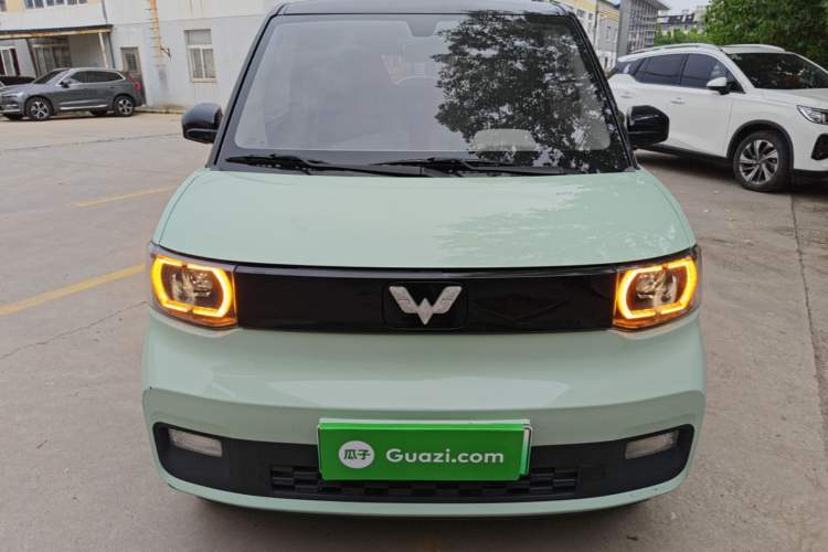 Used Wuling Hongguang MINIEV 2021 Macaron Fashion Model Lithium Iron Phosphate Front