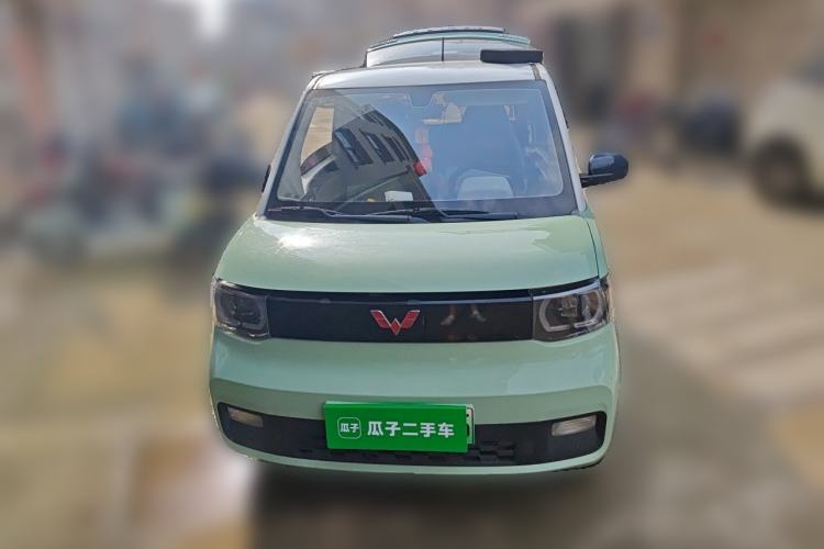 Used Wuling Hongguang MINIEV 2021 Macaron Sandwich Model 170 km Lithium Ternary Front
