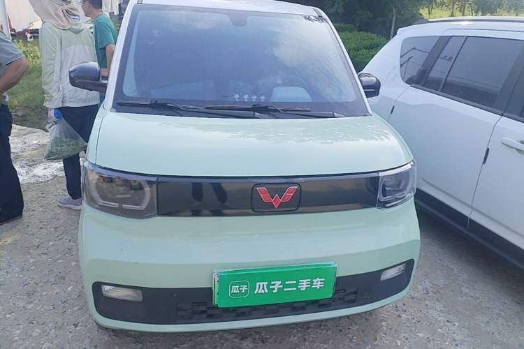 Used Wuling Hongguang MINIEV 2021 Macaron Fashion Model Lithium Iron Phosphate Front