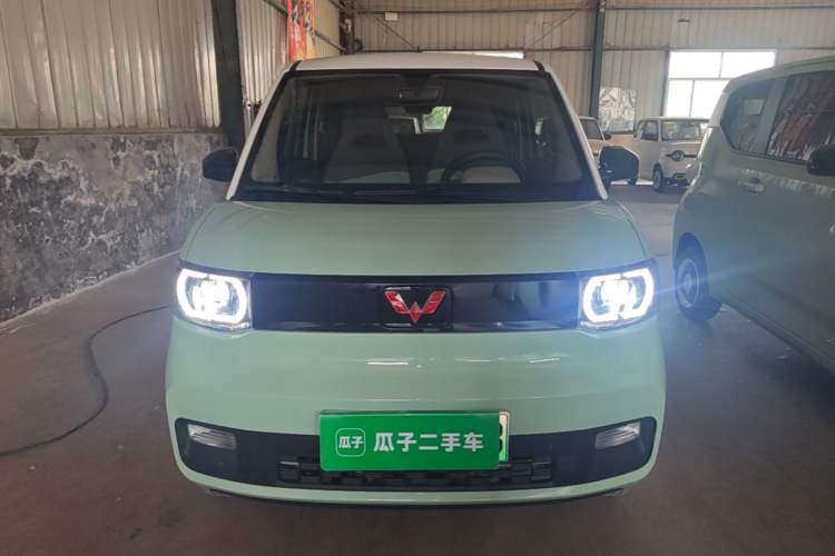 Used Wuling Hongguang MINIEV 2021 Macaron Premium Model – Lithium Iron Phosphate Front