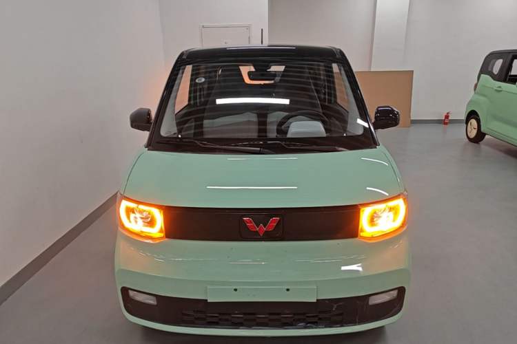 Used Wuling Hongguang MINIEV 2021 Macaron Premium Model – Lithium Iron Phosphate Front