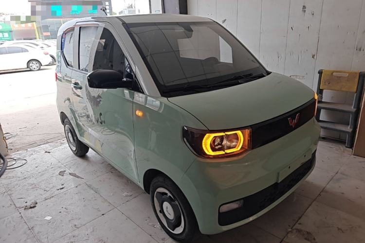 Used Wuling Hongguang MINIEV 2021 Macaron Fashion Model Lithium Iron Phosphate Front Right 45 Deg