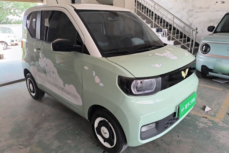 Used Wuling Hongguang MINIEV 2021 Macaron Fashion Model Lithium Iron Phosphate Front Right 45 Deg