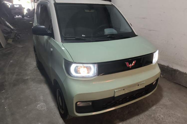 Used Wuling Hongguang MINIEV 2021 Macaron Fashion Edition Lithium-Ion Battery Front Right 45 Deg