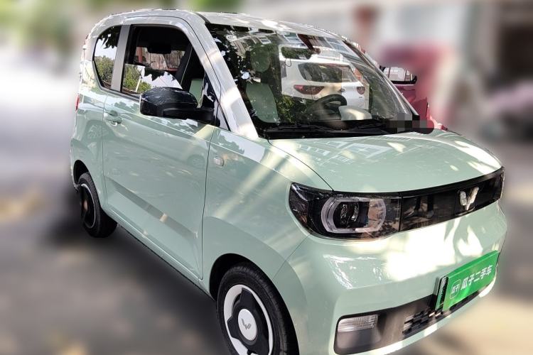 Used Wuling Hongguang MINIEV 2021 Macaron Fashion Model Lithium Iron Phosphate Front Right 45 Deg