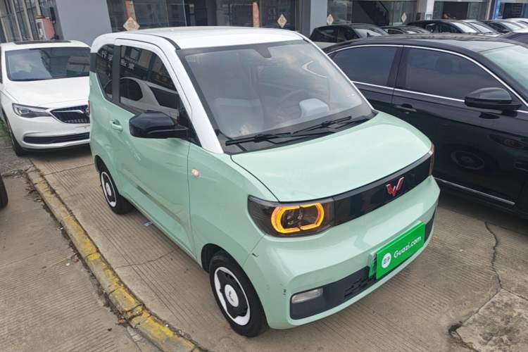 Used Wuling Hongguang MINIEV 2021 Macaron Premium Model – Lithium Iron Phosphate Front Right 45 Deg