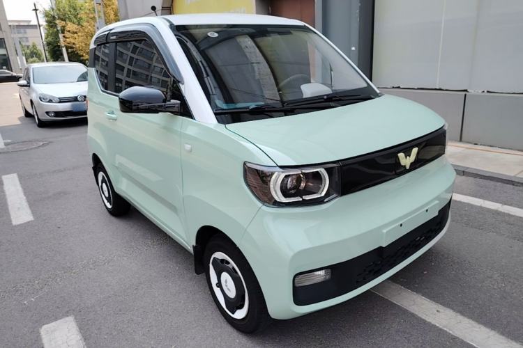 Used Wuling Hongguang MINIEV 2021 Macaron Fashion Edition Lithium-Ion Battery Front Right 45 Deg