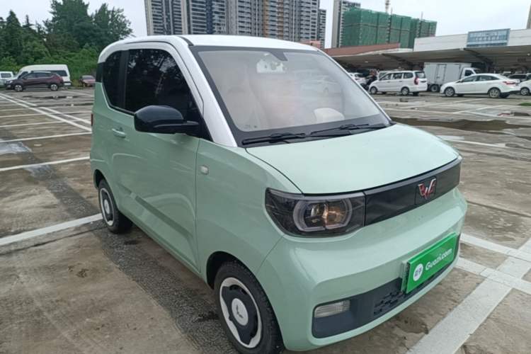 Used Wuling Hongguang MINIEV 2021 Macaron Premium Model – Lithium Iron Phosphate Front Right 45 Deg