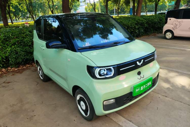 Used Wuling Hongguang MINIEV 2021 Macaron Fashion Edition Lithium-Ion Battery Front Right 45 Deg