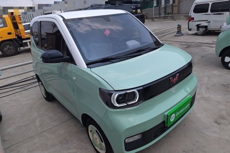 Used Wuling Hongguang MINIEV 2021 Macaron Fashion Model Lithium Iron Phosphate Front Right 45 Deg