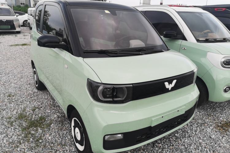 Used Wuling Hongguang MINIEV 2021 Macaron Premium Model – Lithium Iron Phosphate Front Right 45 Deg