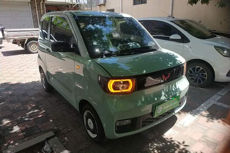 Used Wuling Hongguang MINIEV 2021 Macaron Premium Model – Lithium Iron Phosphate Front Right 45 Deg