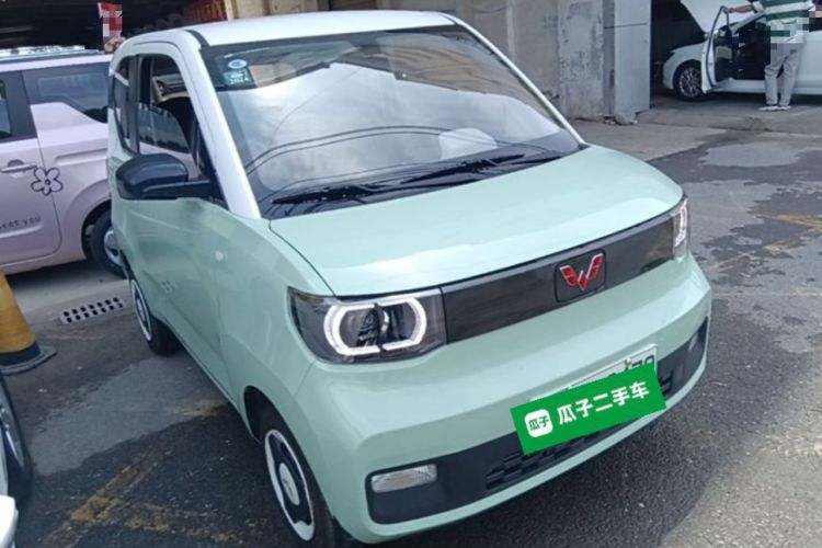 Used Wuling Hongguang MINIEV 2021 Macaron Fashion Model Lithium Iron Phosphate Front Right 45 Deg