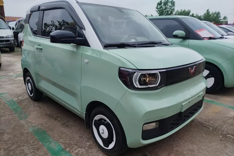 Used Wuling Hongguang MINIEV 2021 Macaron Premium Model – Lithium-NMC Front Right 45 Deg