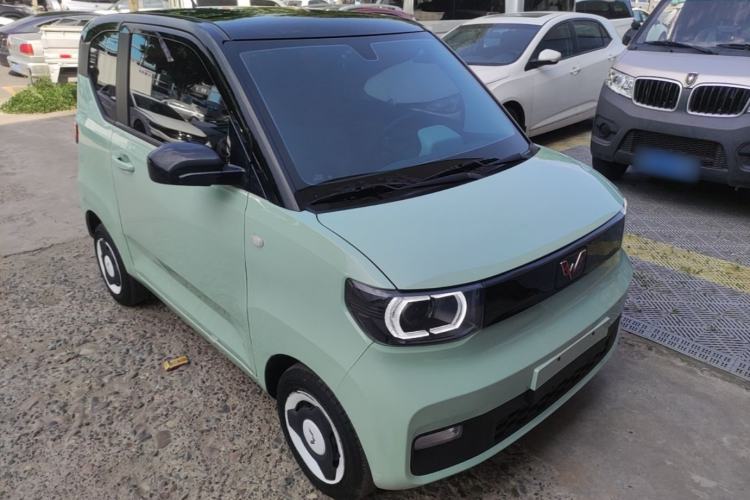 Used Wuling Hongguang MINIEV 2021 Macaron Premium Model – Lithium Iron Phosphate Front Right 45 Deg