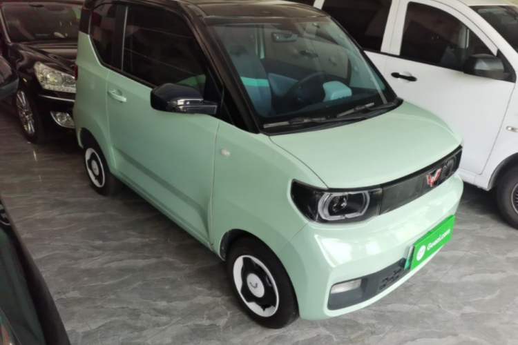 Used Wuling Hongguang MINIEV 2021 Macaron Fashion Edition Lithium-Ion Battery Front Right 45 Deg