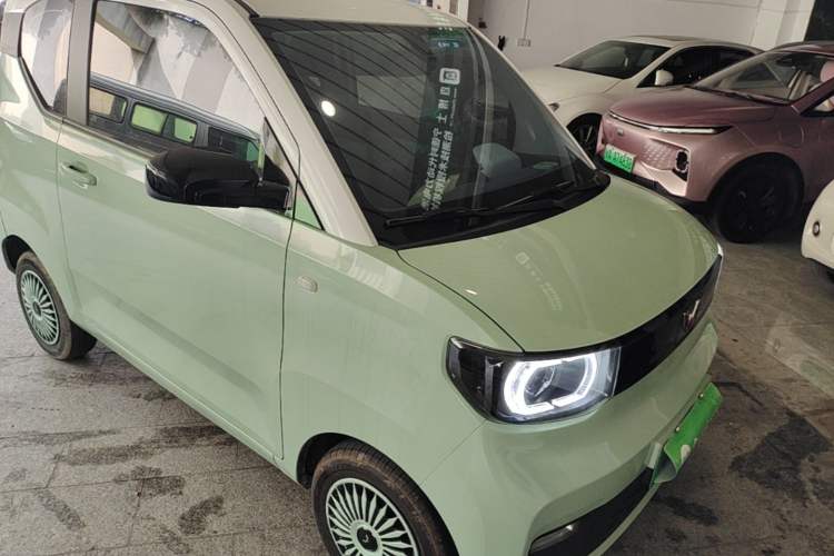 Used Wuling Hongguang MINIEV 2021 Macaron Premium Model – Lithium Iron Phosphate Front Right 45 Deg