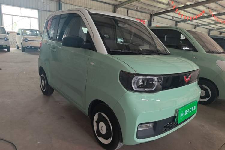 Used Wuling Hongguang MINIEV 2021 Macaron Premium Model – Lithium Iron Phosphate Front Right 45 Deg