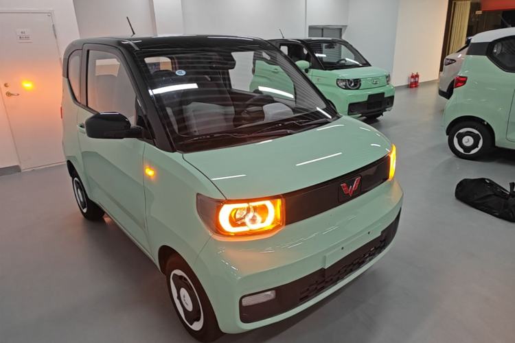 Used Wuling Hongguang MINIEV 2021 Macaron Premium Model – Lithium Iron Phosphate Front Right 45 Deg