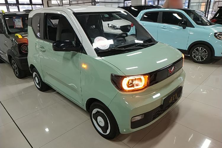 Used Wuling Hongguang MINIEV 2021 Macaron Premium Model – Lithium Iron Phosphate Front Right 45 Deg