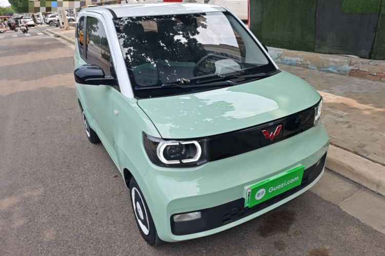 Used Wuling Hongguang MINIEV 2021 Macaron Fashion Model Lithium Iron Phosphate Front Right 45 Deg