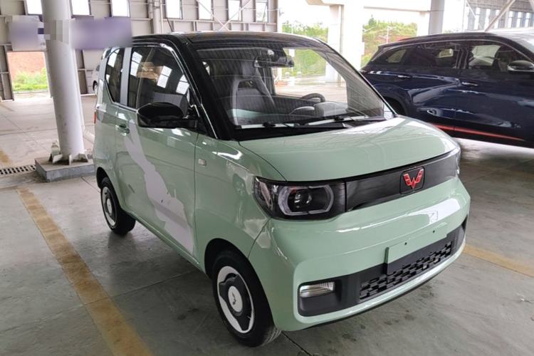 Used Wuling Hongguang MINIEV 2021 Macaron Fashion Model Lithium Iron Phosphate Front Right 45 Deg
