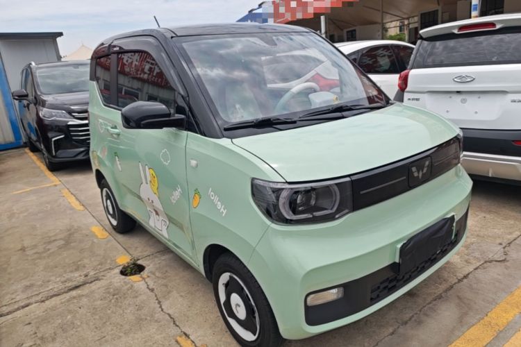 Used Wuling Hongguang MINIEV 2021 Macaron Fashion Model Lithium Iron Phosphate Front Right 45 Deg