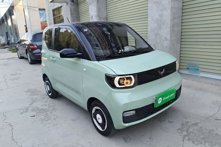 Used Wuling Hongguang MINIEV 2021 Macaron Fashion Model Lithium Iron Phosphate Front Right 45 Deg