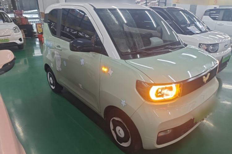 Used Wuling Hongguang MINIEV 2021 Macaron Premium Model – Lithium Iron Phosphate Front Right 45 Deg
