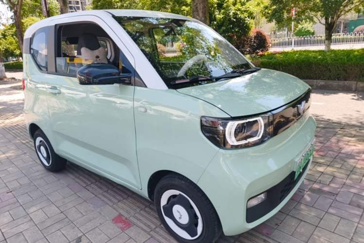 Used Wuling Hongguang MINIEV 2021 Macaron Premium Model – Lithium Iron Phosphate Front Right 45 Deg