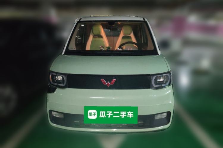 Used Wuling Hongguang MINIEV 2021 Macaron Fashion Model Lithium Iron Phosphate Front