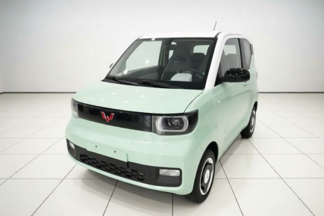 Używany Wuling Hongguang MINIEV 2021 Macaron Fashion Model Lithium Iron Phosphate