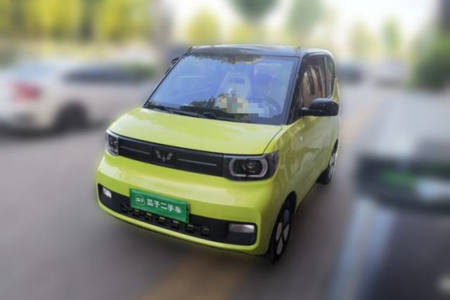 Ojetý Wuling Hongguang MINIEV 2021 Macaron Sandwich Model 120 km Lithium NMC