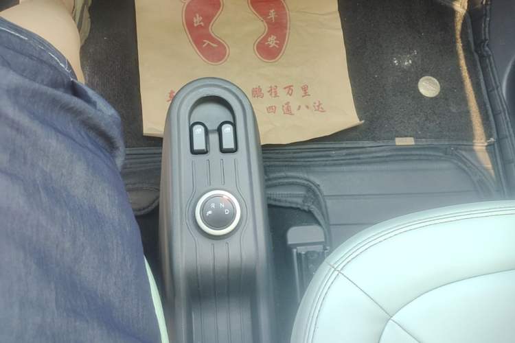 Used Wuling Hongguang MINIEV 2021 Macaron Premium Model – Lithium-NMC Gear Lever
