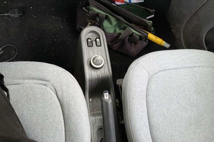 Used Wuling Hongguang MINIEV 2021 Macaron Premium Model – Lithium Iron Phosphate Gear Lever