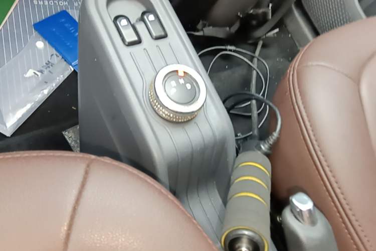 Used Wuling Hongguang MINIEV 2021 Macaron Fashion Edition Lithium-Ion Battery Gear Lever