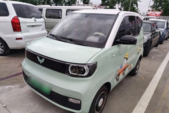 Ojetý Wuling Hongguang MINIEV 2021 Macaron Sandwich Model 120 km Lithium Iron Phosphate