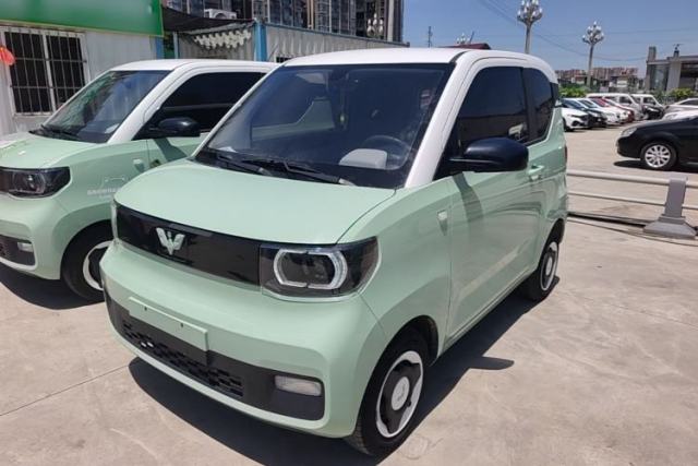 Used Wuling Hongguang MINIEV 2021 Macaron Fashion Model Lithium Iron Phosphate