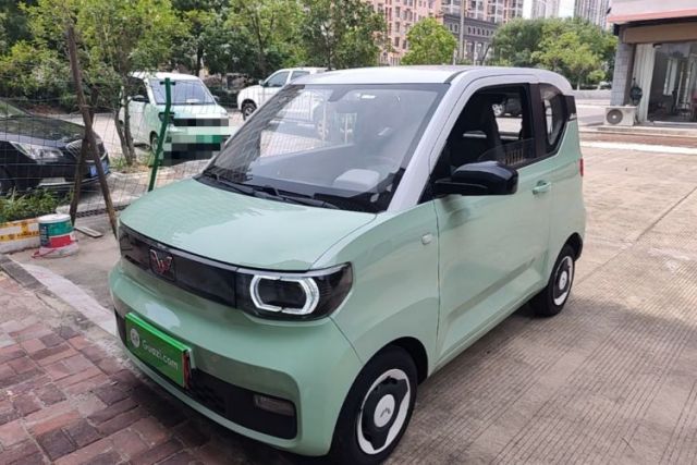 Used Wuling Hongguang MINIEV 2021 Macaron Premium Model – Lithium Iron Phosphate