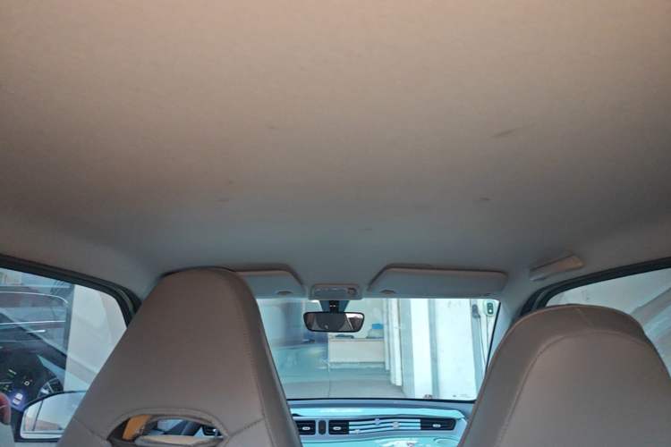 Used Wuling Hongguang MINIEV 2021 Macaron Fashion Model Lithium Iron Phosphate Headliner