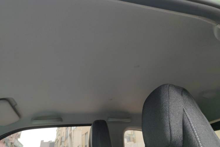 Used Wuling Hongguang MINIEV 2021 Macaron Fashion Model Lithium Iron Phosphate Headliner