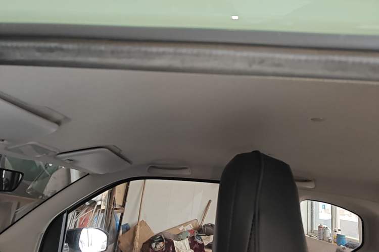 Used Wuling Hongguang MINIEV 2021 Macaron Fashion Model Lithium Iron Phosphate Headliner